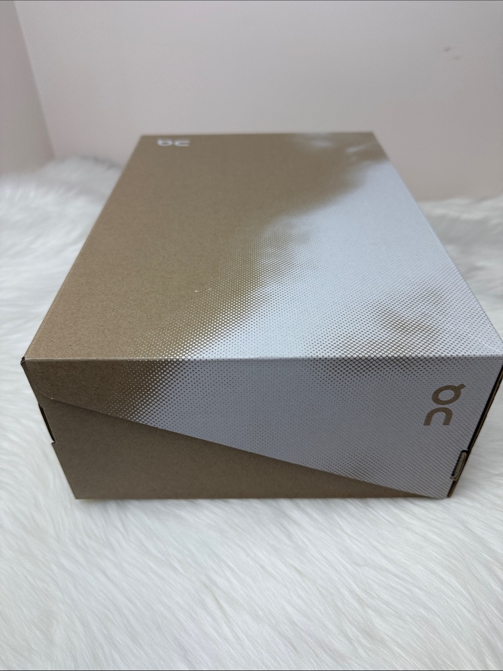 On Running Tan and White Empty Shoe Box, Gift Box, Storage Box 13.75 x 9.5 x 5